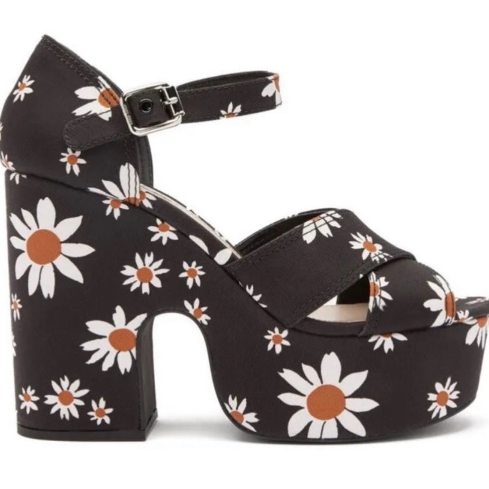 Miu miu sandals